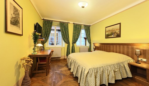 Deluxe Room, Bathtub