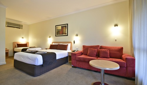 Queen Room 3