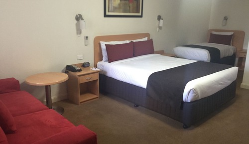 Queen Room 2