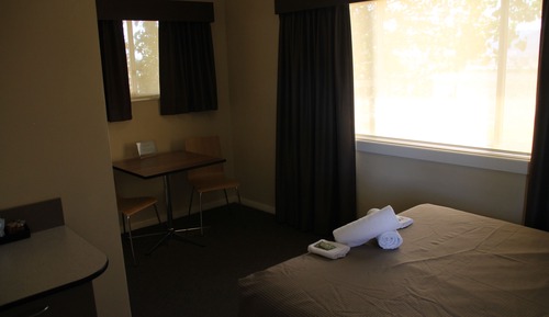 Mountain View room with 1 Queen Bed
