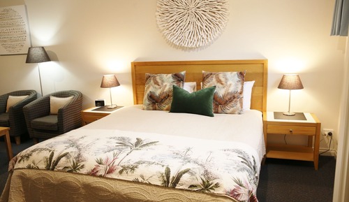 King Spa Room