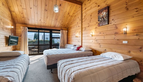 Family Room, Multiple Beds