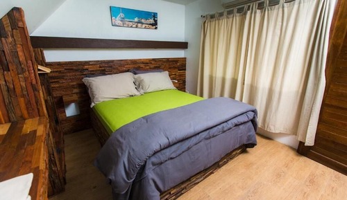 Family Room, 3 Bedrooms, Pool Access, Beach View