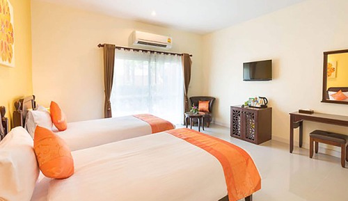 Deluxe Double or Twin Room, Balcony