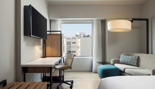 Room, 1 King Bed, City View