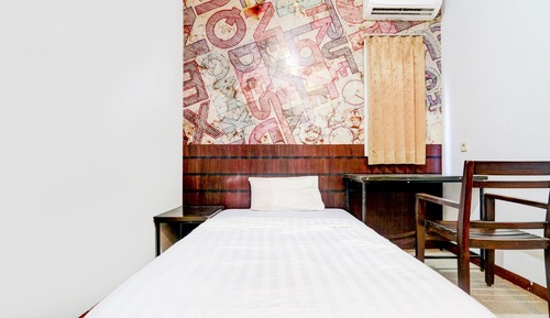 Deluxe Single Room