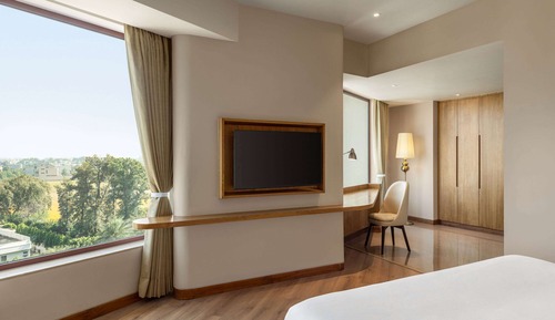 Premium Room, 1 King Bed