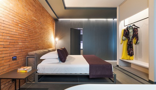 Standard Suite