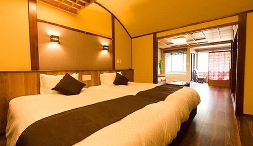 [Japanese modern junior suite] 60 sqm + terrace 8 sqm Shigaraki ware open-air bath