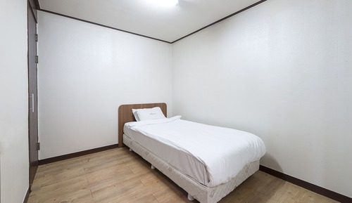 Condo (23 PY)