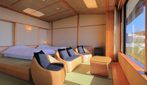 Japanese Western Style Room -KODEMARI-