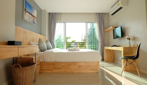 Standard Room, 1 King Bed