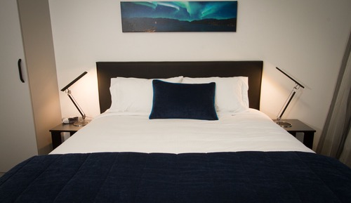 Signature Executive Studio, 1 King Bed