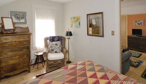 Deluxe Room, 1 Queen Bed with Sofa bed