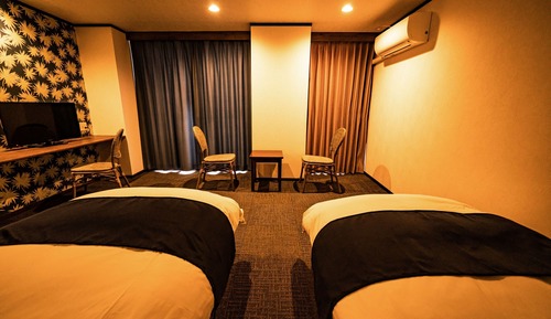 Standard Western Style Room with 3 beds without Bath, Non-Smoking