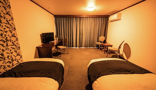 Standard Western Style Room with 4 beds without Bath, Non-Smoking