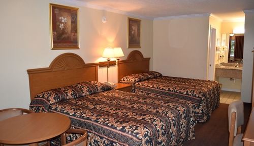Standard Room, 2 Queen Beds, Smoking