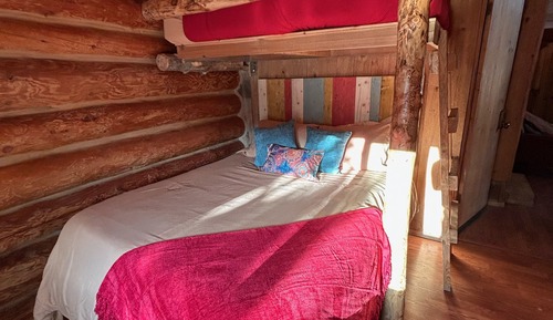Basic Single Room, 1 Bedroom (7)