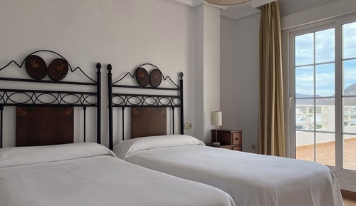 Superior Apartment, 3 Bedrooms, Bay View