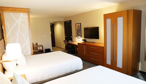 Room, Multiple Beds, Accessible (2 Queen and 1 Sofa Bed, With Shower)