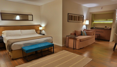 Deluxe Quadruple Room