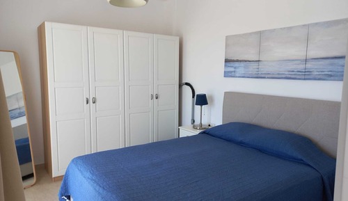 Junior Condo