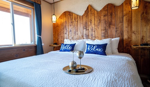 Deluxe Studio Suite, 1 King Bed with Sofa bed, Ocean View, Oceanfront