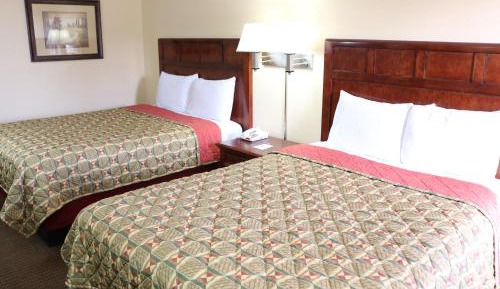 Queen Room with Two Queen Beds - Non-Smoking