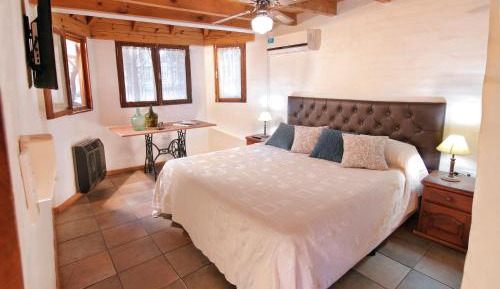 Bungalow (6 Adults)