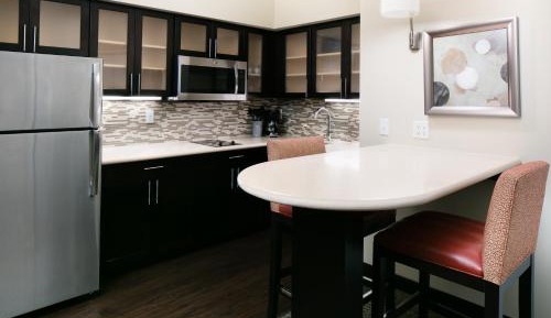 One-Bedroom King Suite