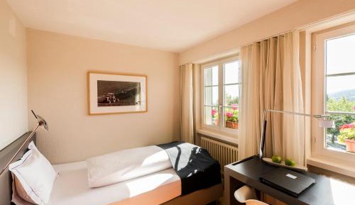 Single Room Comfort