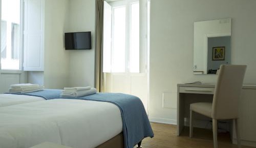 Triple Room with Private Bathroom