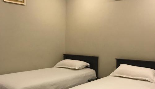Twin Room with Shower