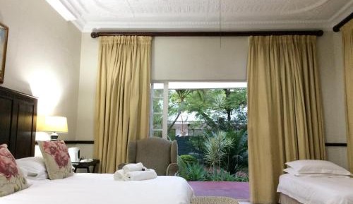 Luxury Triple Room