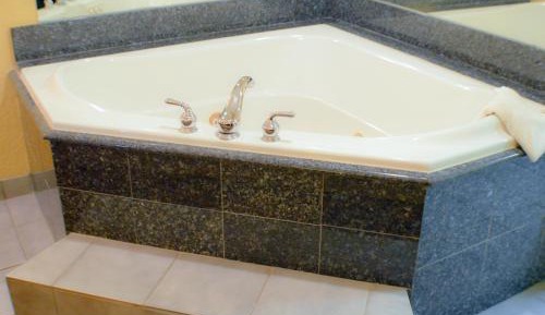 King Suite with Spa Bath