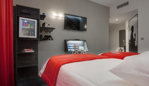 Standard Room with 2 Single Beds