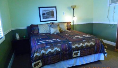 Deluxe Family Room