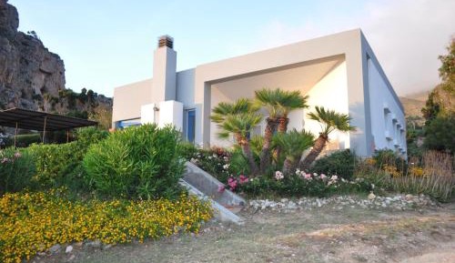 Villa with Sea View