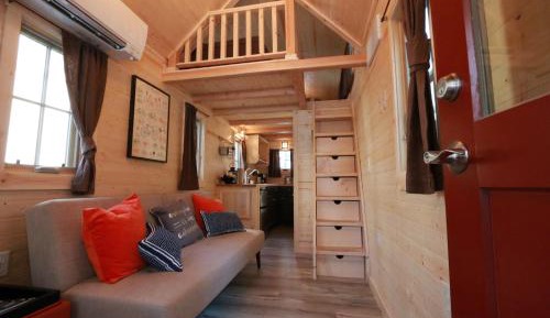 One-Bedroom House