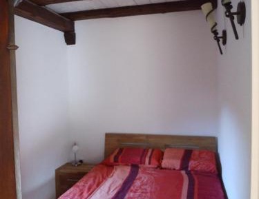 Apartment with Garden View