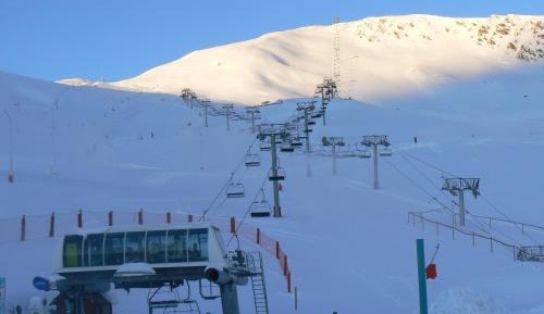 Family Room with Mountain View
