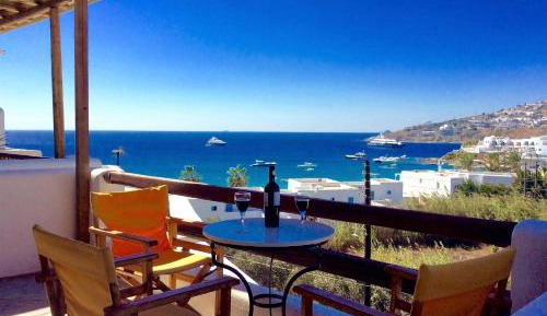 Split Level Apartment with Sea View 