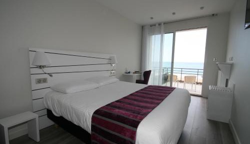 Superior Double or Twin Room with Sea View