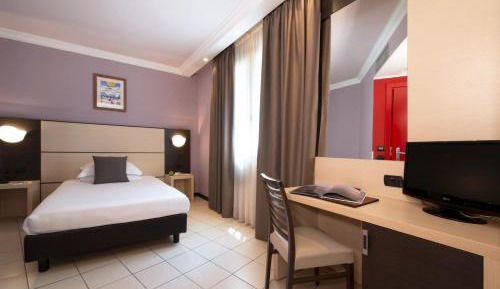 Double Room with French Bed