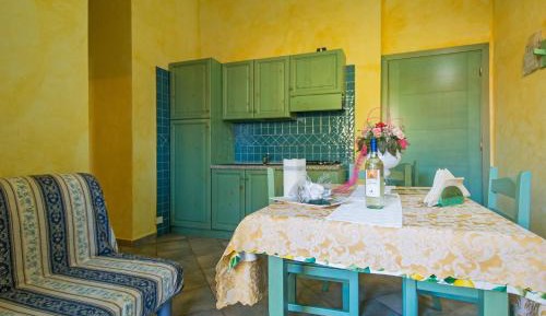 Standard Two-Bedroom Apartment (6 Adults)