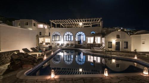 Superior Room with Pool View and Loft