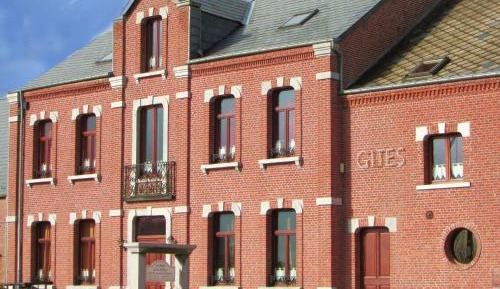 Seven-Bedroom Holiday Home