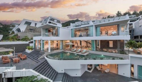 Villa with Sea View