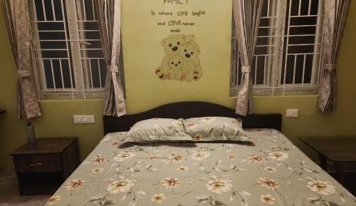 Deluxe Double Room (2 Adults + 1 Child)