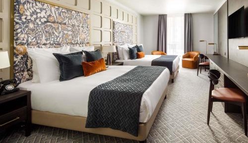 Superior Room with Two Double Beds